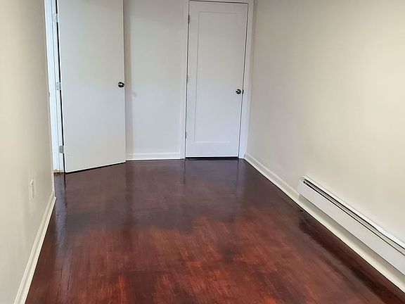 3rd image of 722 E 38th St #1