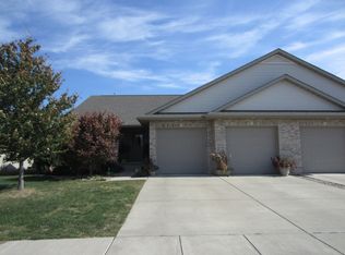 7300 Torrington Way, Springfield, IL 62711