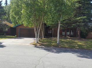 7500 Huckleberry Cir, Anchorage, AK 99502