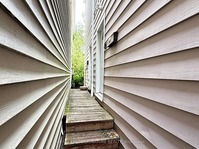 117 Hampton Ave #MAIN — Photo 14