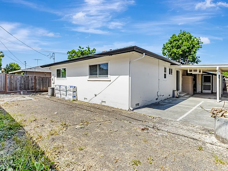 2158 San Rafael Ave — Photo 37