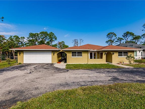 3rd image of 5775 Painted Leaf Ln