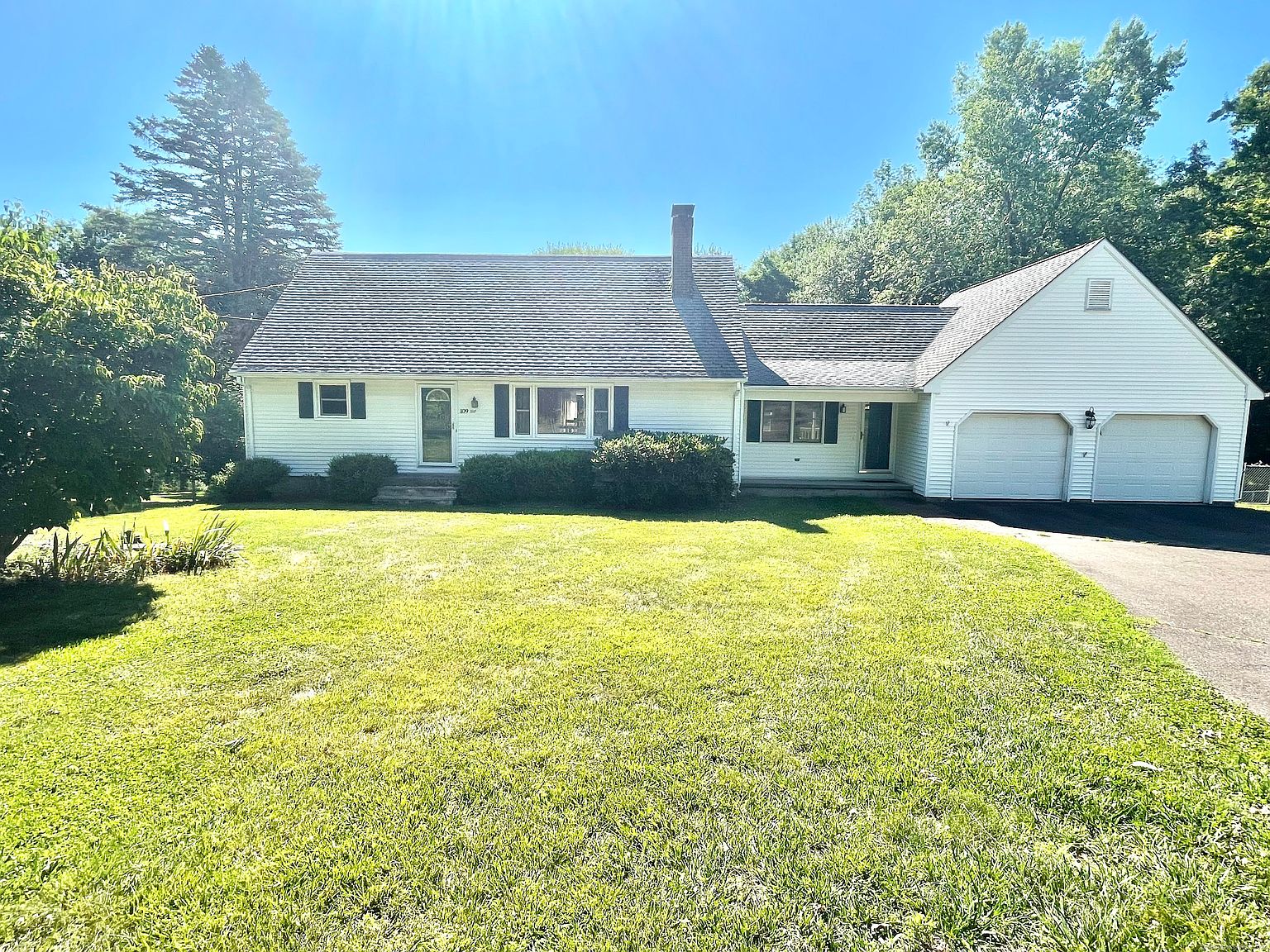 109 St, East Granby, CT 06026 Zillow