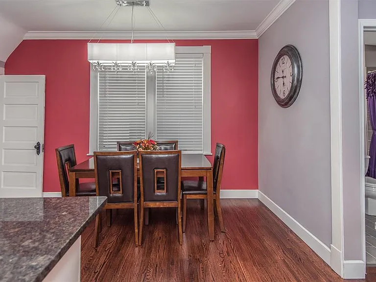4973 Blow St — Photo 7