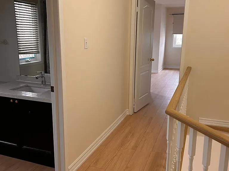 6885 Tassel Cres — Photo 17