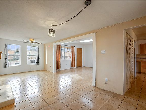 5th image of 1020 Calle De Suenos