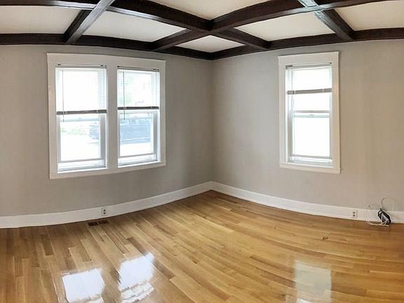 4th image of 34 Arnold St #34