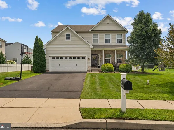 50 Detar Rd, Gilbertsville, PA 19525
