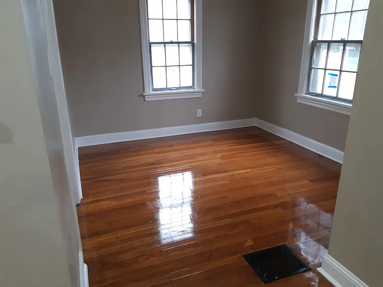 4109 Midway Ave — Photo 5