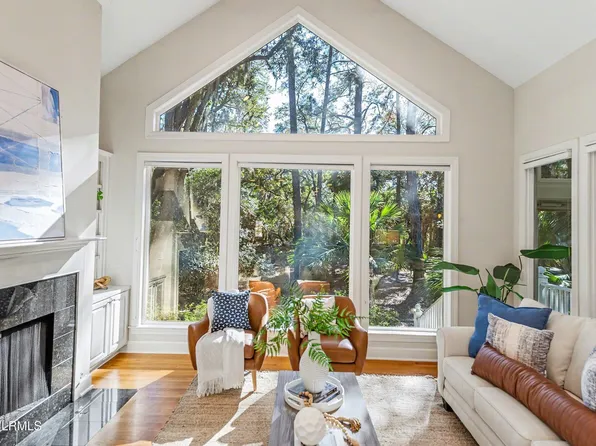 1116 Palmetto Point, Saint Helena Island, SC 29920