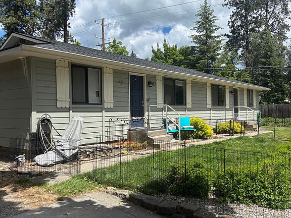 2nd image of 1637/1639 E Stiner Ave
