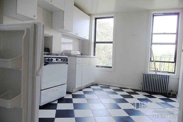 1st image of 528 6th Ave APT 2L