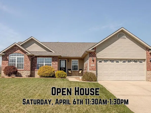 1861 Wellington Ln, Maryville, IL 62062