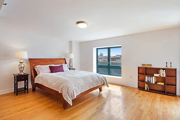 Sold by Compass | media 8