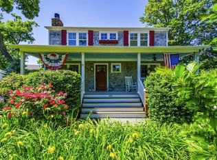 200 Grant St, Centerport, NY 11721