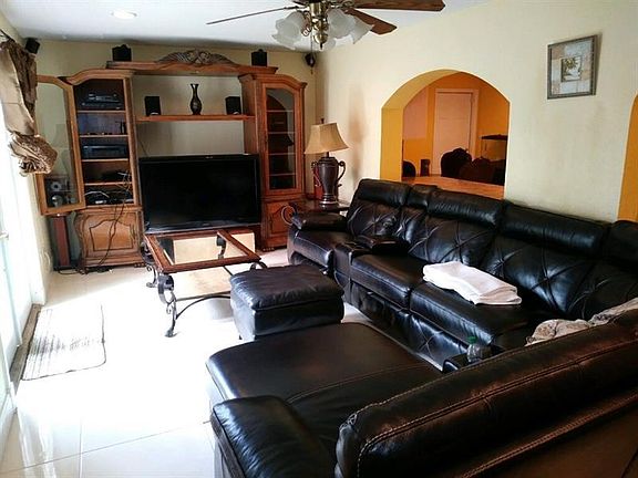 5th image of 7101 NW 97th Ave