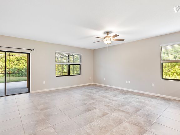5th image of 760 Remington Green Dr SE