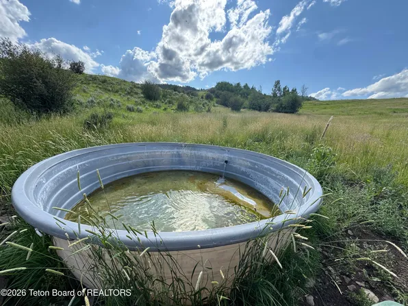 2035 Stump Creek Rd, Auburn, WY 83111