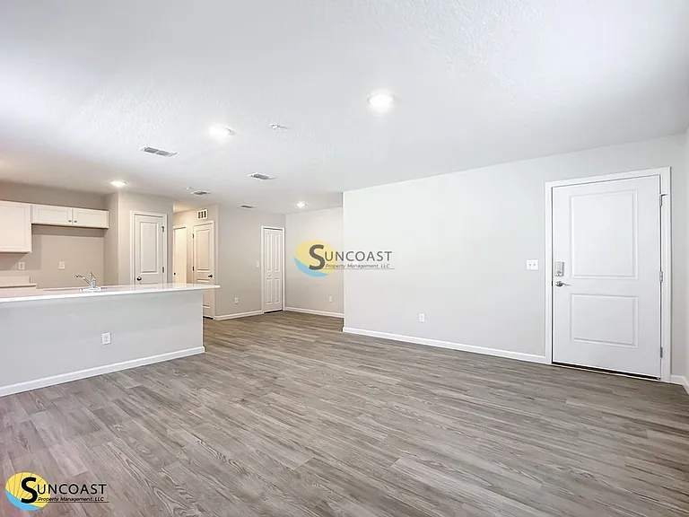 6427 Breezy Oaks Way #6427102 — Photo 4