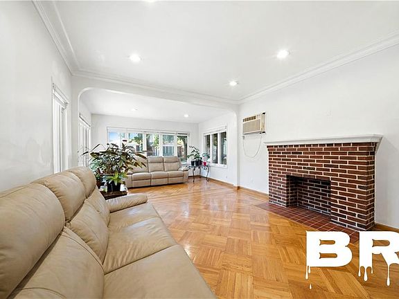 3rd image of 1917 E 26th St