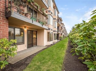 22700 28th Ave S APT 103, Des Moines, WA 98198