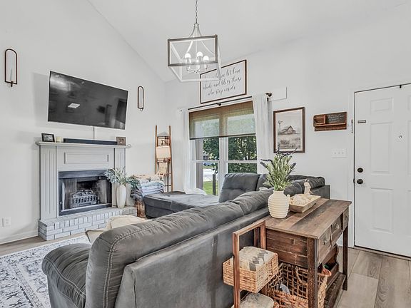 4th image of 2685 Keyland Dr
