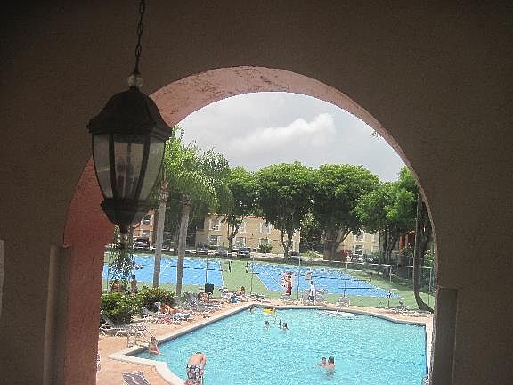 1st image of 10738 N Kendall Dr APT K14