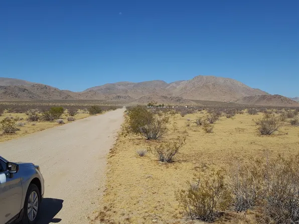 Selmadolph St, Lucerne Valley, CA 92356