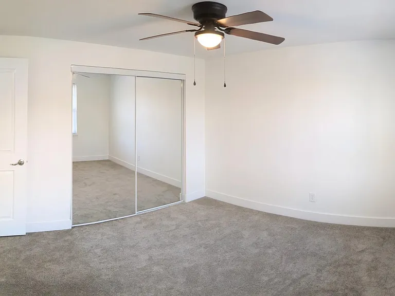 3005 Thames Ln — Photo 12