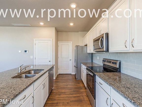 5th image of 4224 NW Cedarwood Dr