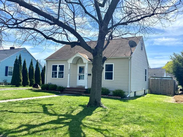 232 Strathmore Pl, Corning, NY 14830