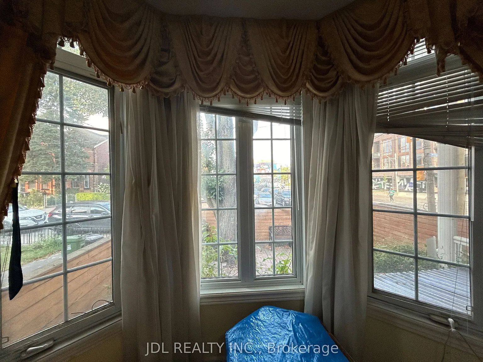1 bed, $799 — Photo 2