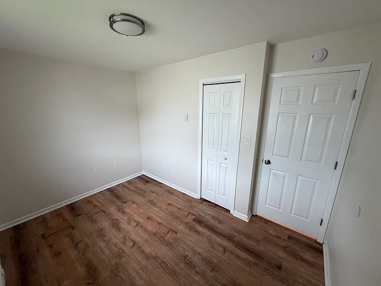 600 Sherwood Ave #604-1 — Photo 17