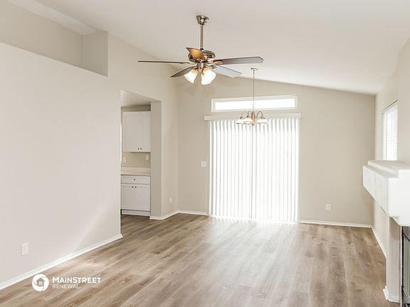 3rd image of 5727 Ballinger Dr