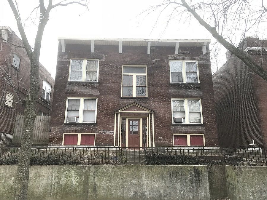 1st image of 3706 S Broadway APT 1N