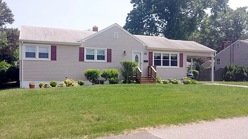 6 Arbor Dr photo 1