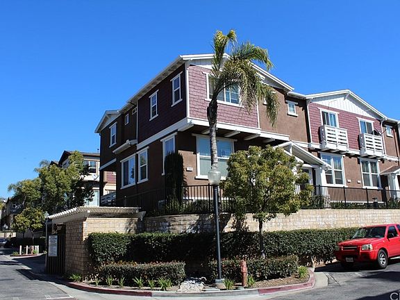 2nd image of 1946 Annandale Way