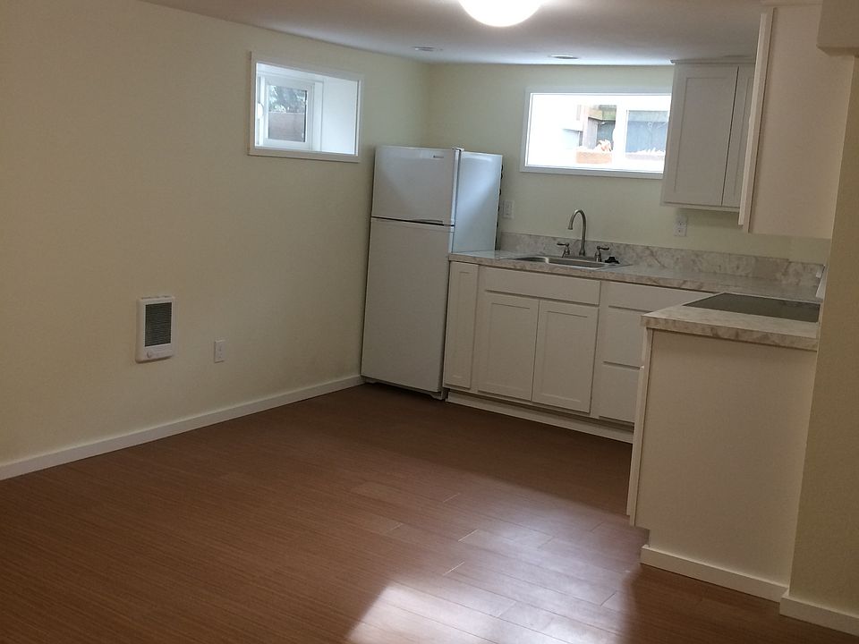Living Room/Kitchen