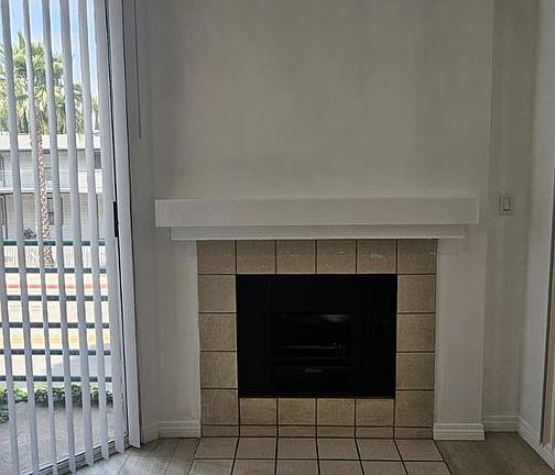 5th image of 13718 Moorpark St APT 104