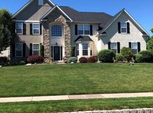 422 Windy Hill Rd, Gilbertsville, PA 19525