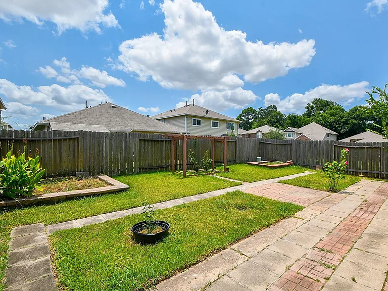 1151 Crestmont Place Loop — Photo 27