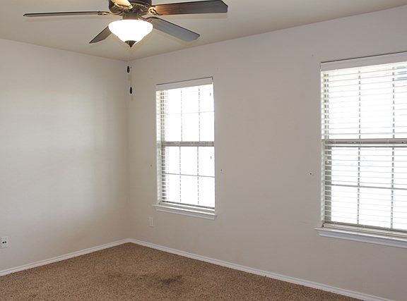 5th image of 502 E 92nd St