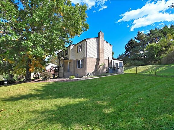 2nd image of 3939 Hickory Hill Rd