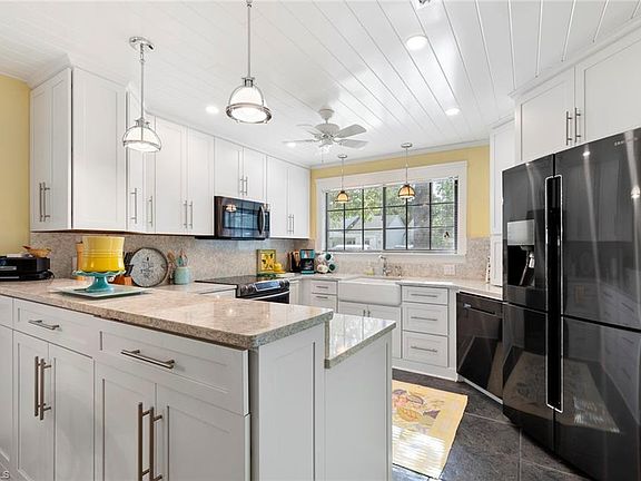 5th image of 879 Meadowland Dr #P