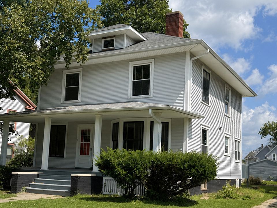 1st image of 722 S Chestnut St