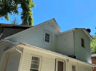 804 Roby Rd, Huntington, WV 25705