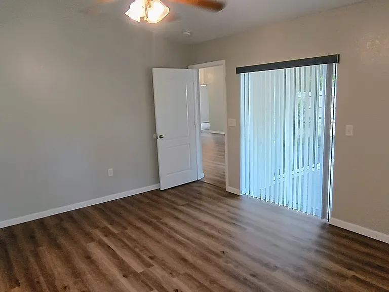 1715 Brookstone Way — Photo 8