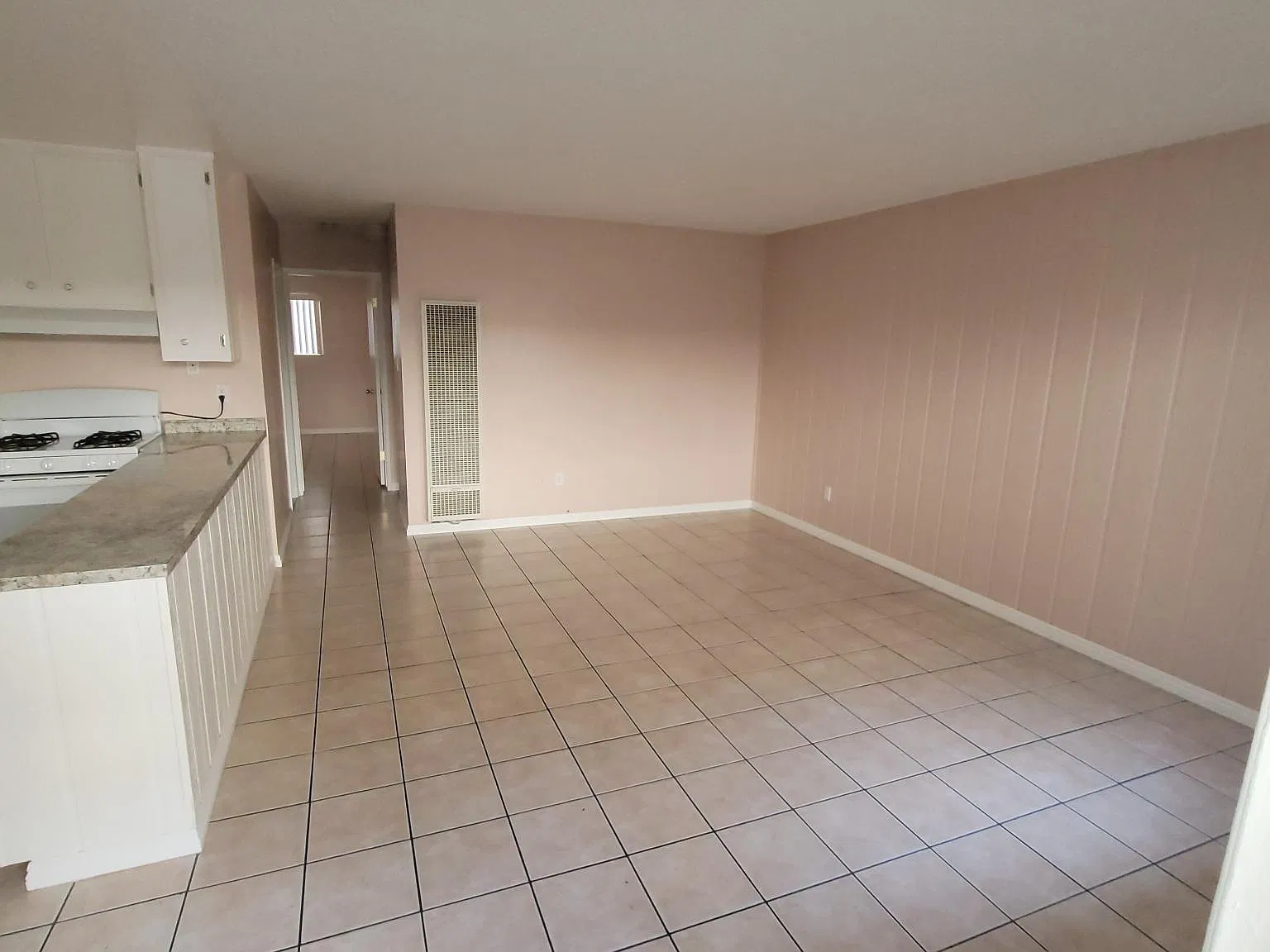 2 bed, 730 sqft, $2,265 — Photo 4