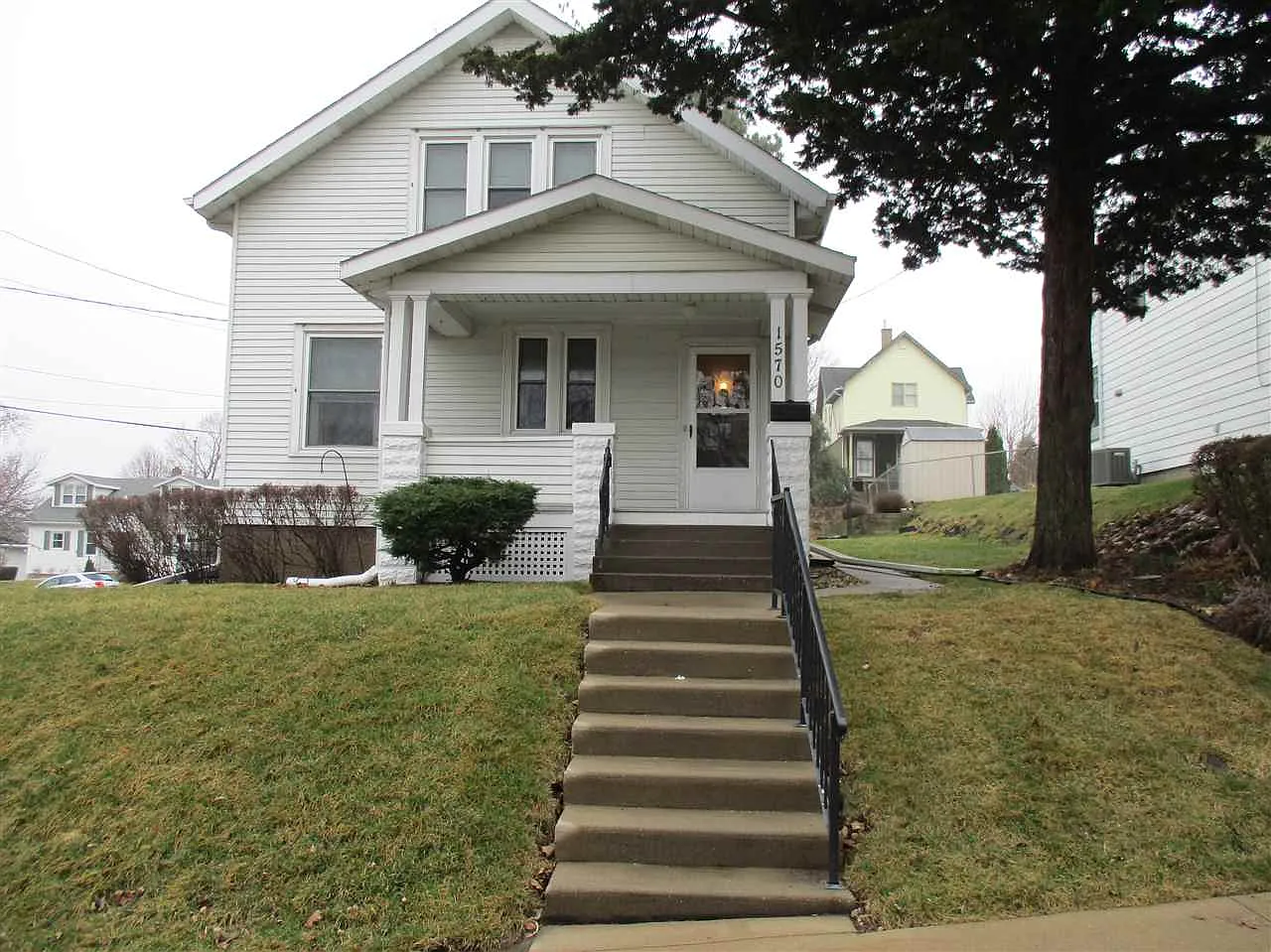 1570 Irving St photo 1