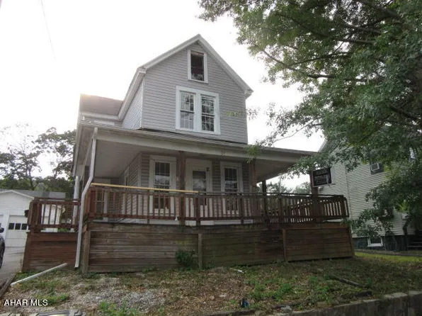 419 Baynton Ave, Altoona, PA 16602